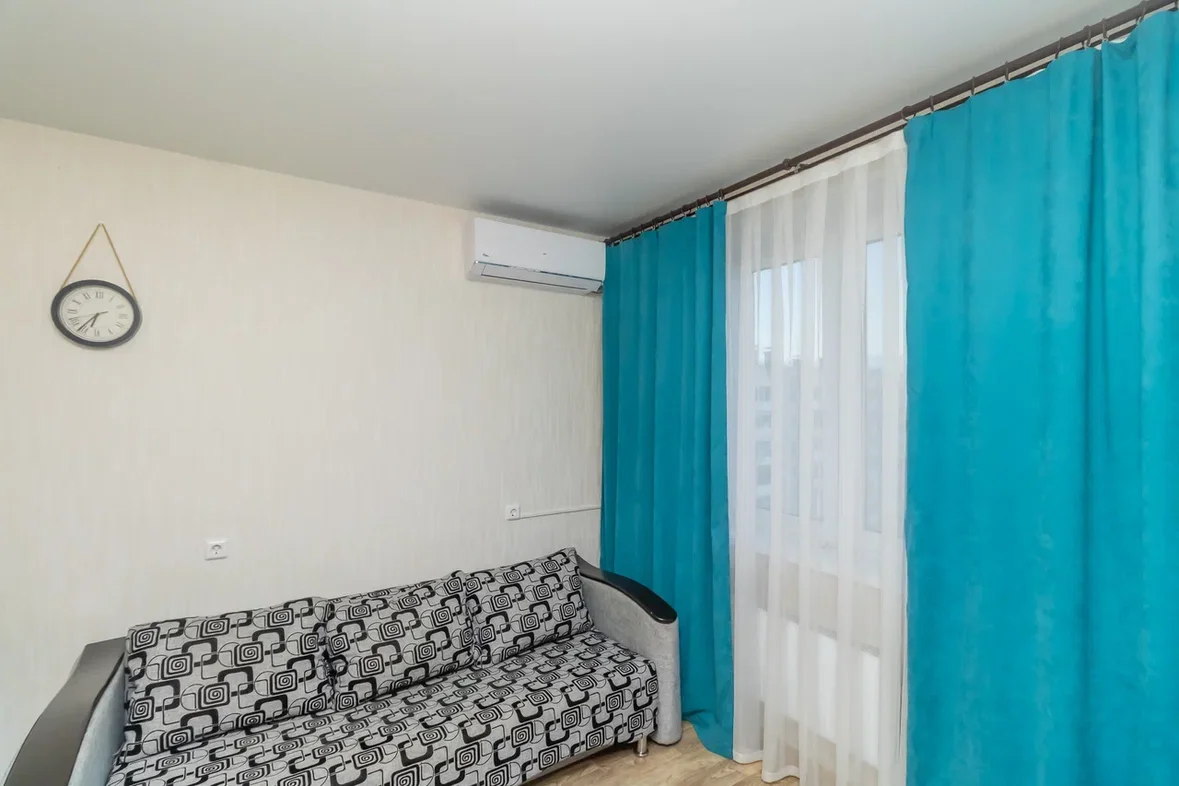Сулимова 51б посуточно - миниатюра 3