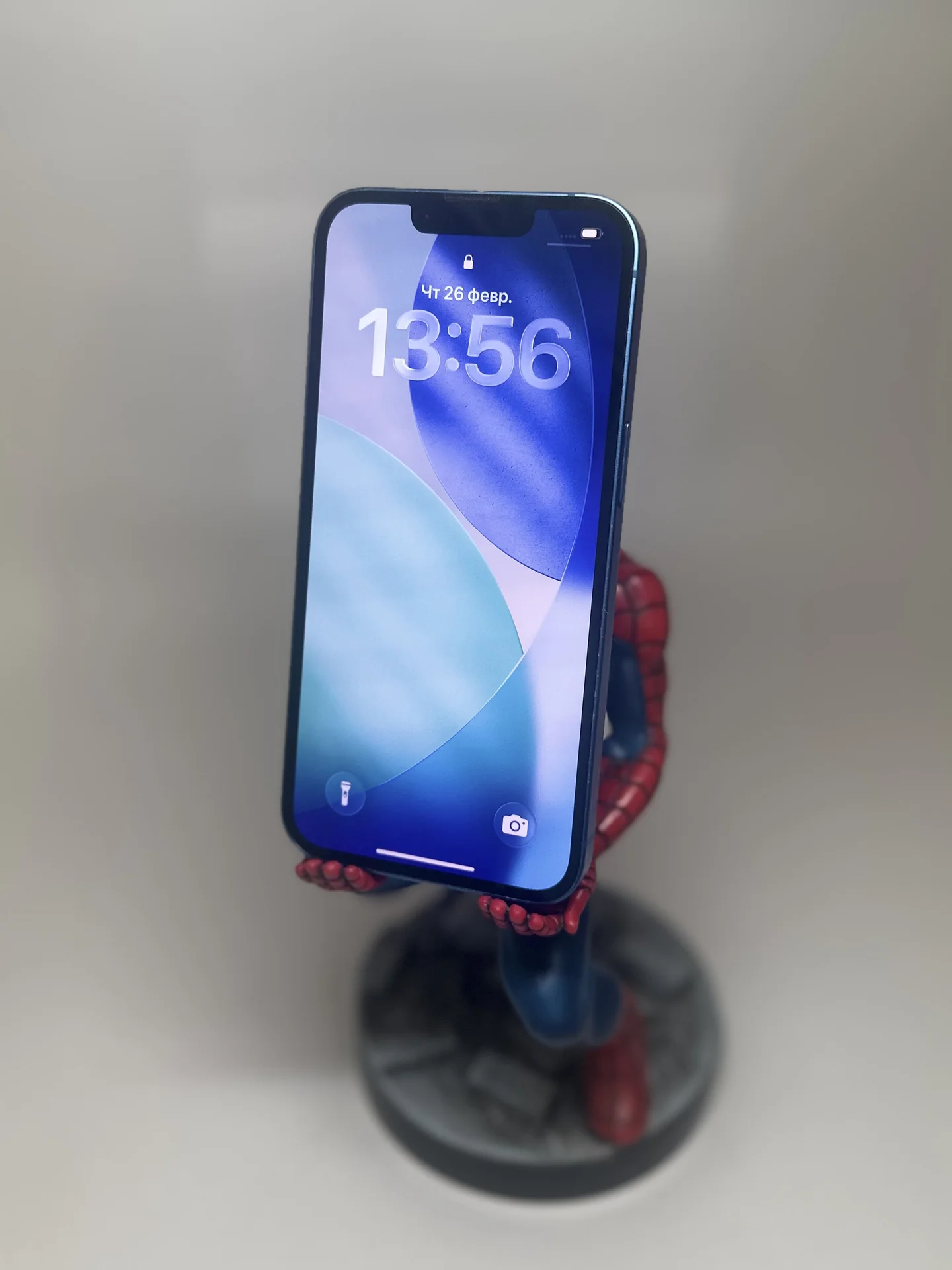 iPhone 13, 128 ГБ, SIM + eSIM - миниатюра 2