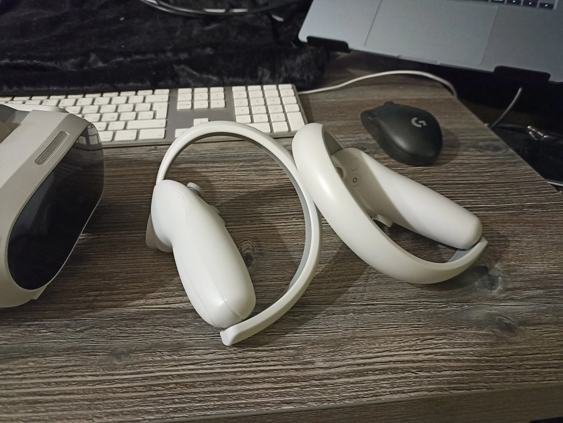VR шлем pico4 256Gb - миниатюра 4