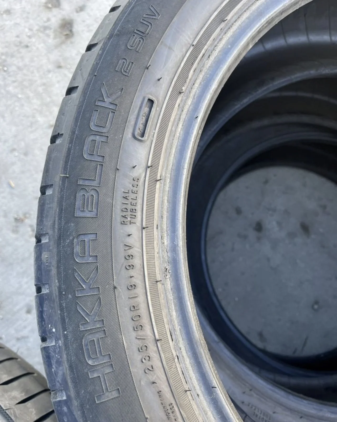 Nokian Tyres Hakka Black 2 235/50 R19 99V - миниатюра 5