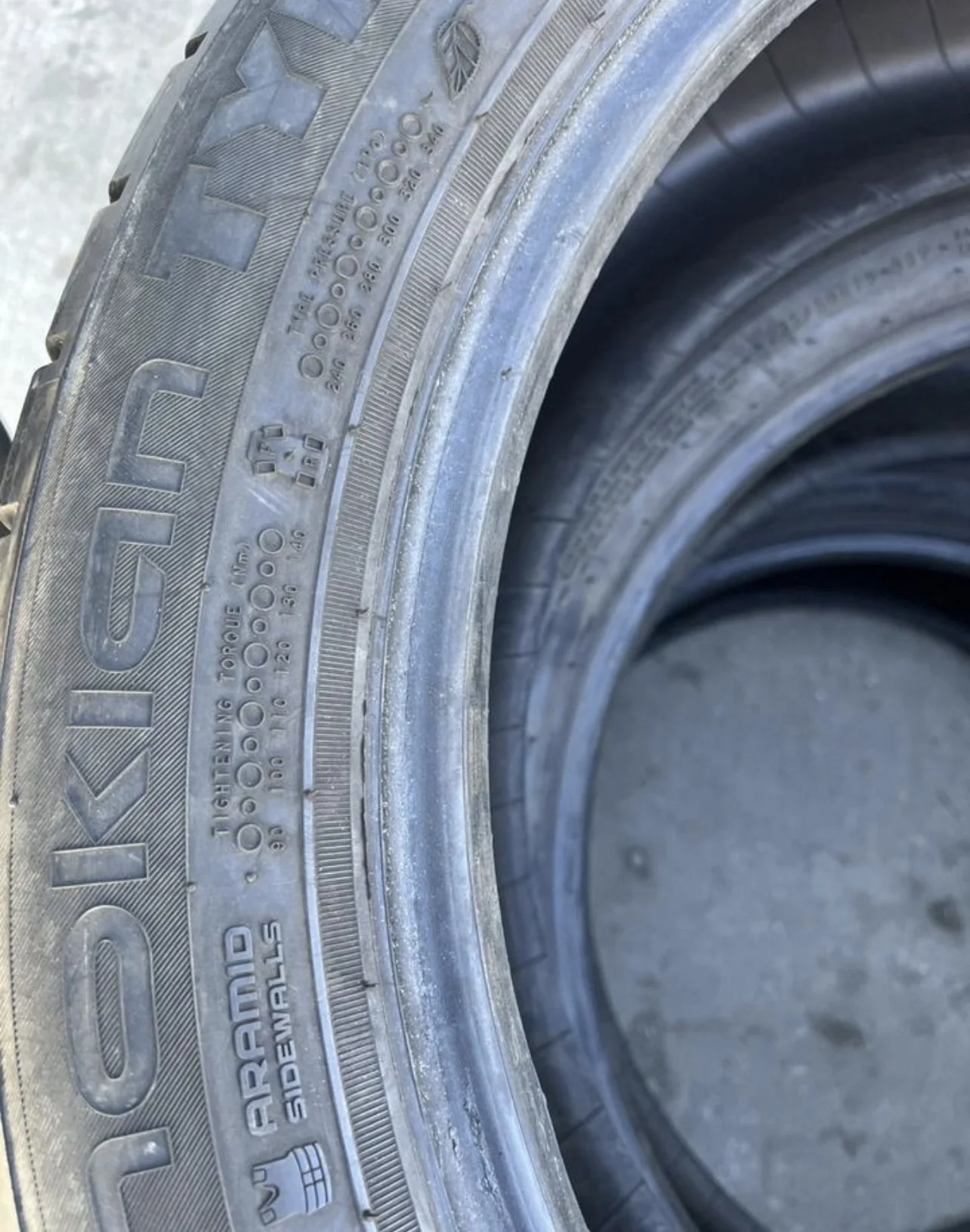Nokian Tyres Hakka Black 2 235/50 R19 99V - миниатюра 7