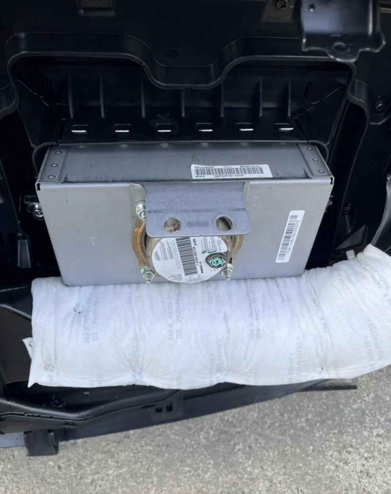 Airbag пасажира kia rio 3 - изображение 1