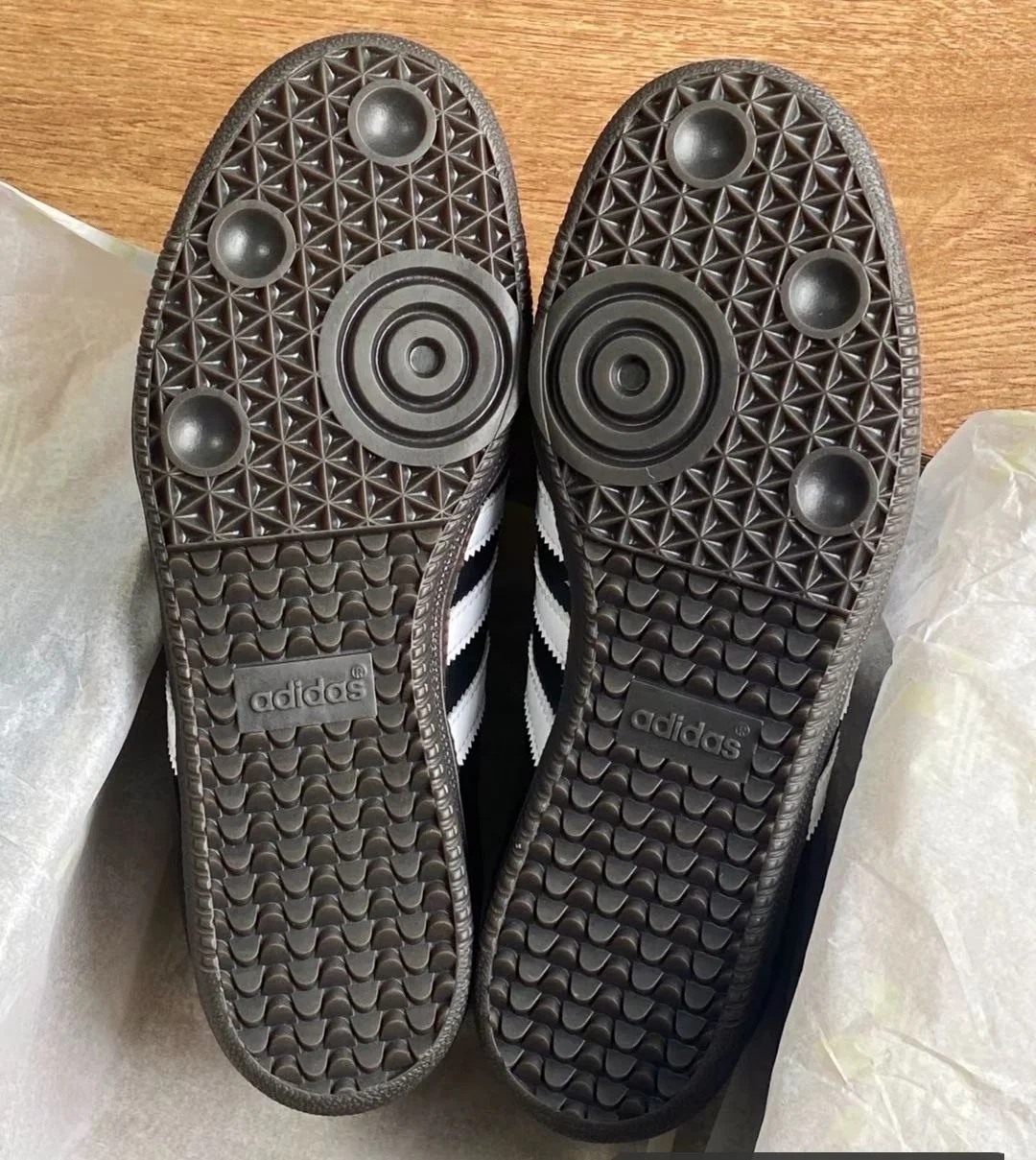 Кроссовки Adidas Samba OG Black White Gum оригинал Poizon EU38.5 - миниатюра 3