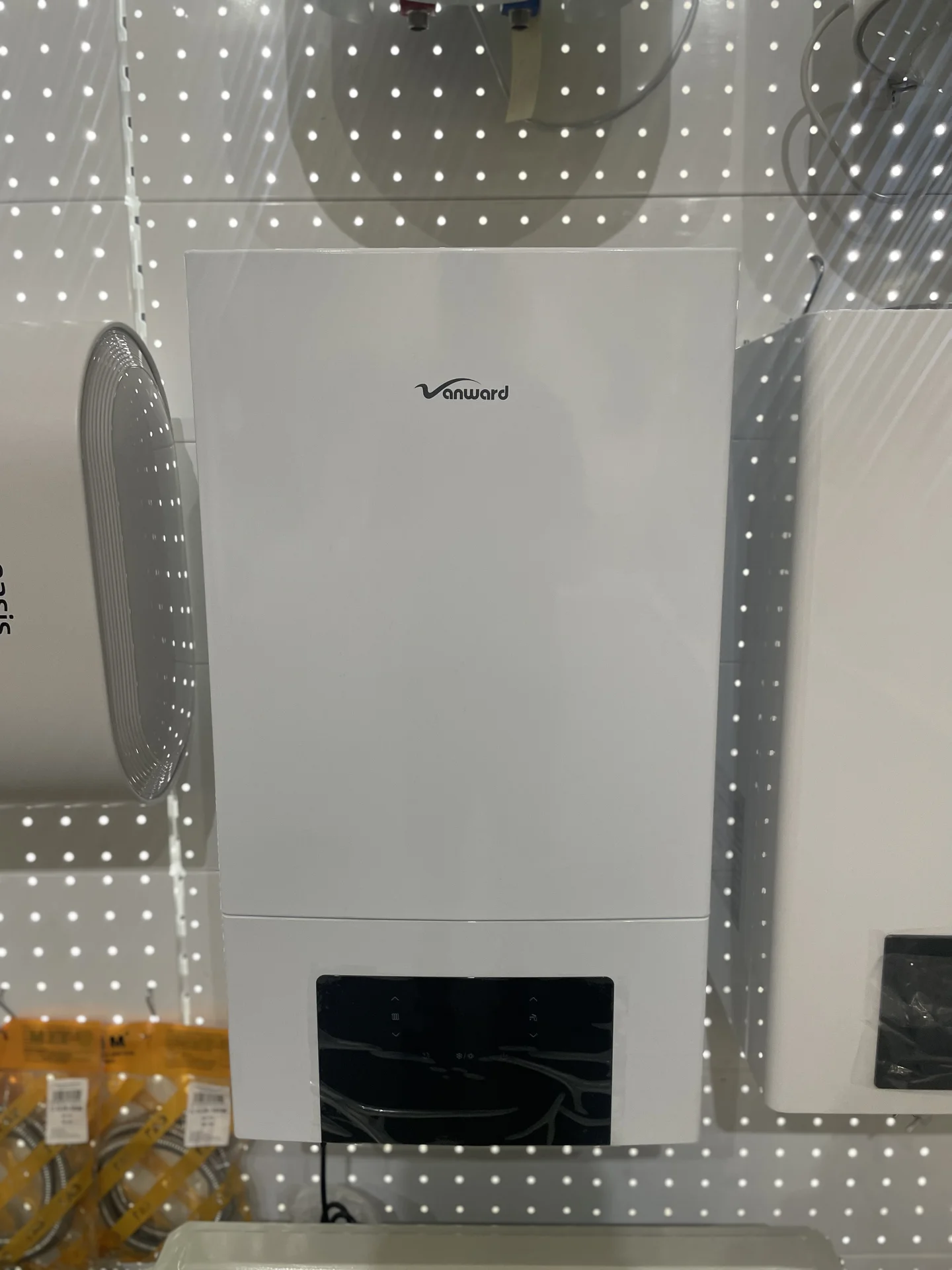 Газовый котёл Vanward Pioner 24c - изображение 1