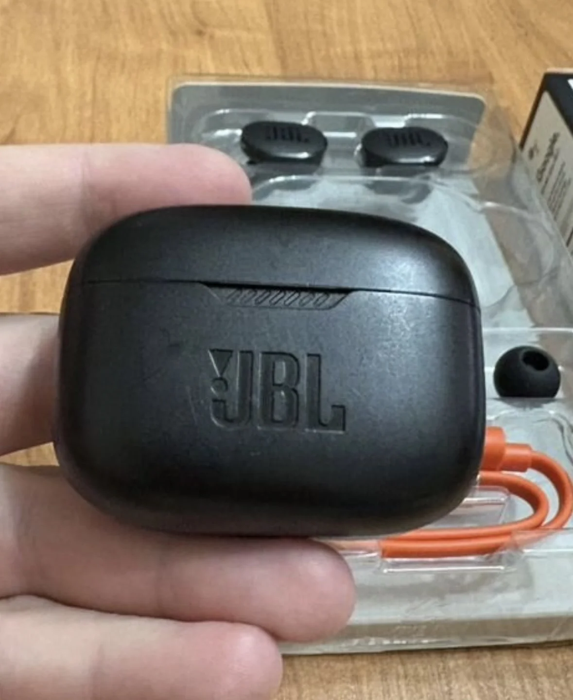 JBL Tune 130NC TWS б/у, с дефектом - миниатюра 7