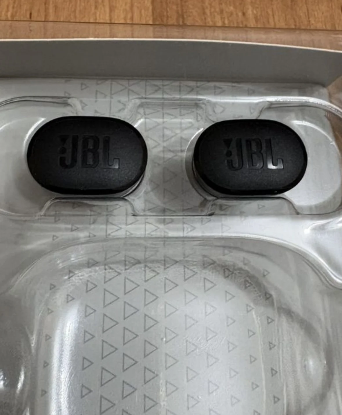 JBL Tune 130NC TWS б/у, с дефектом - миниатюра 9