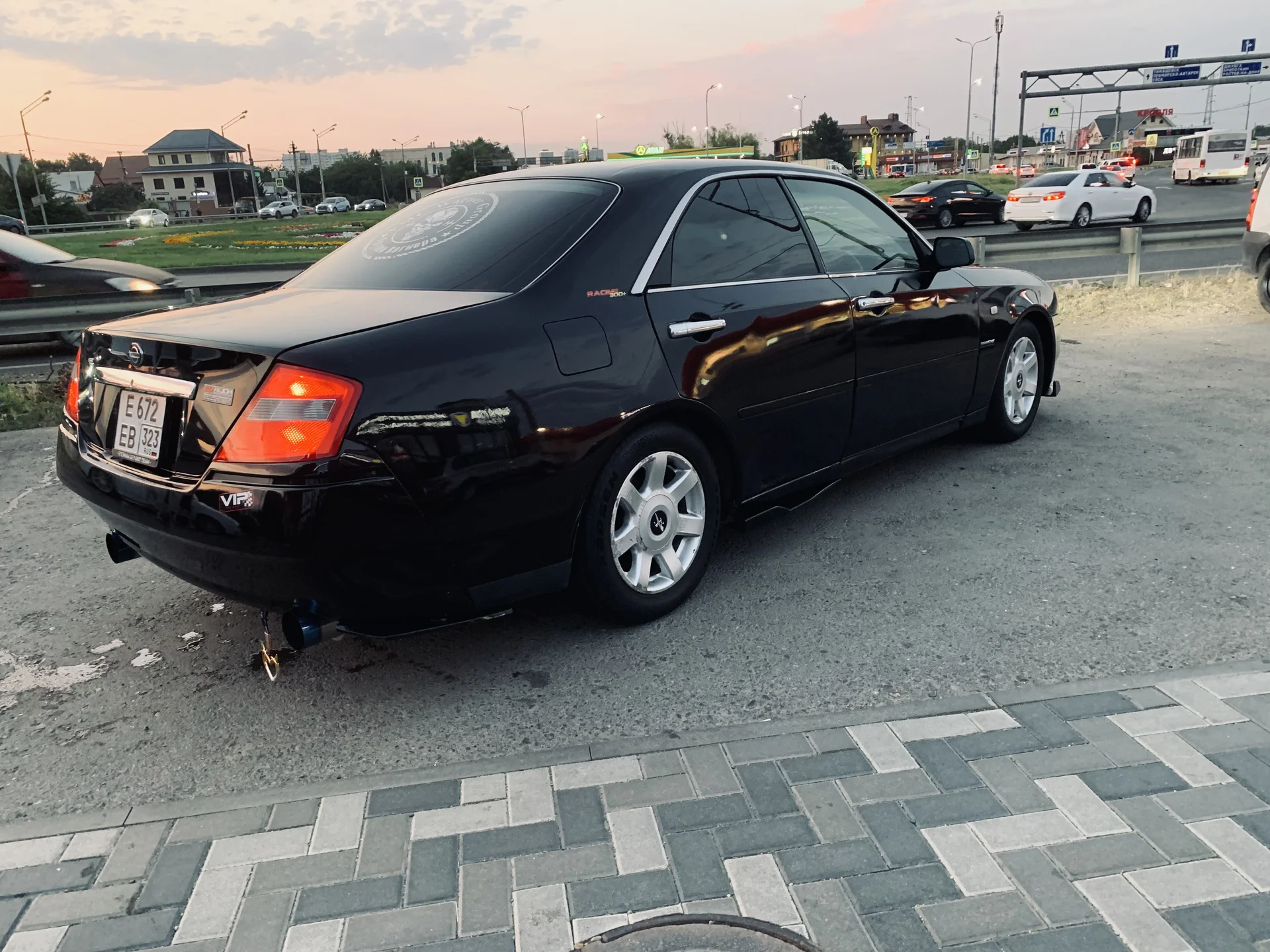 Nissan Cedric - миниатюра 5