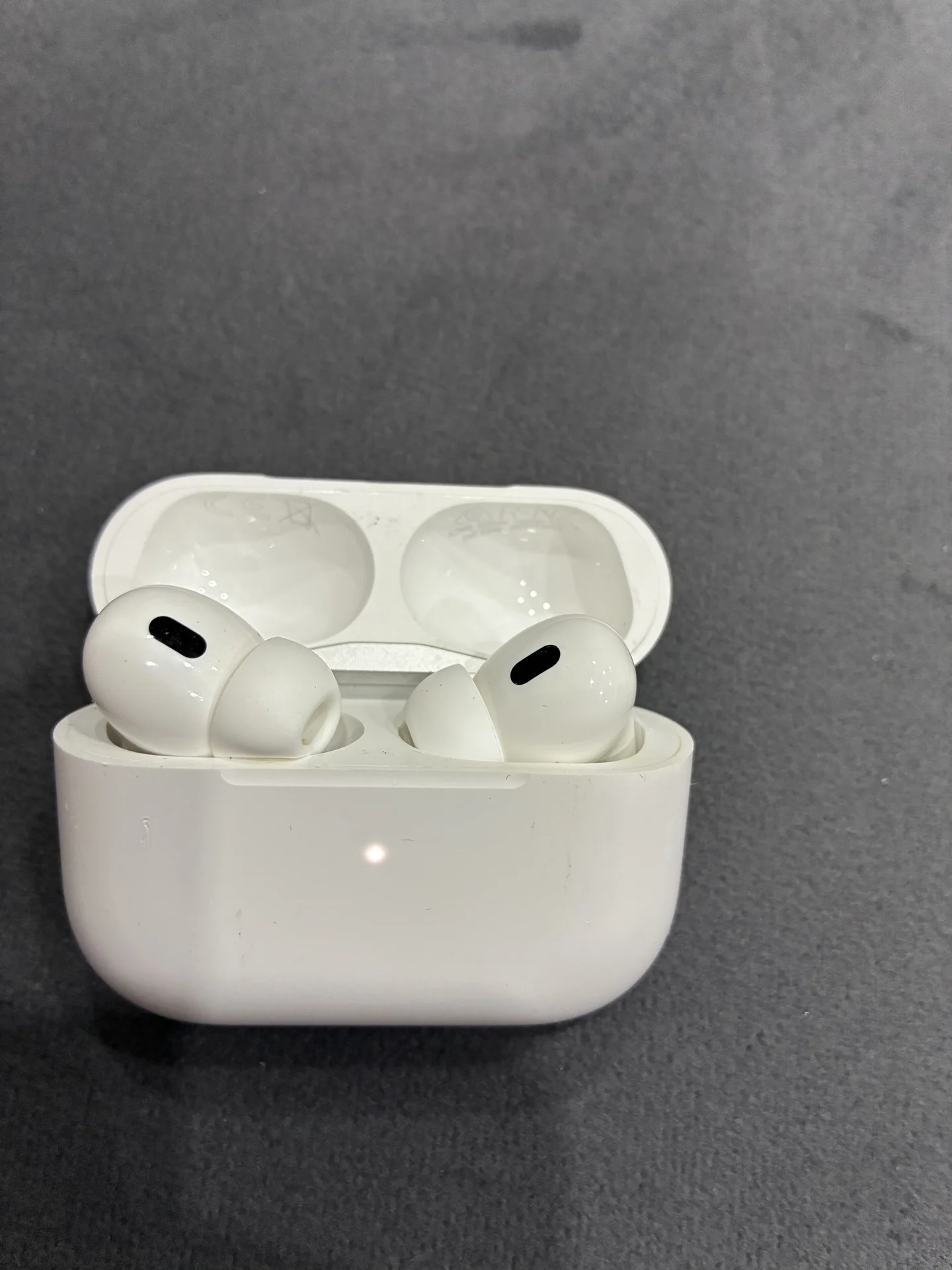 AirPods pro 2 - миниатюра 3