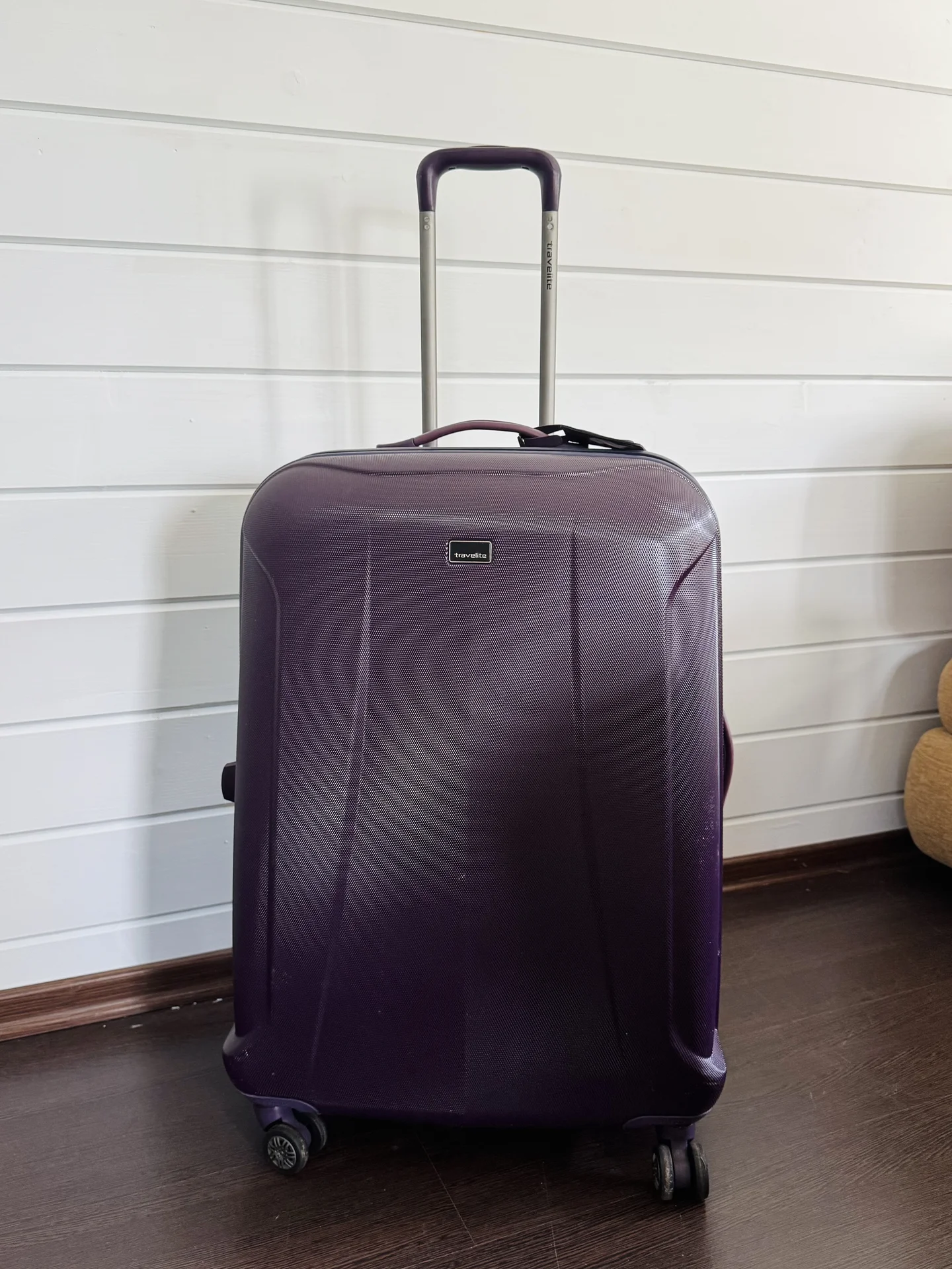 Чемодан Travelite Elbe One 2.0 L 4w