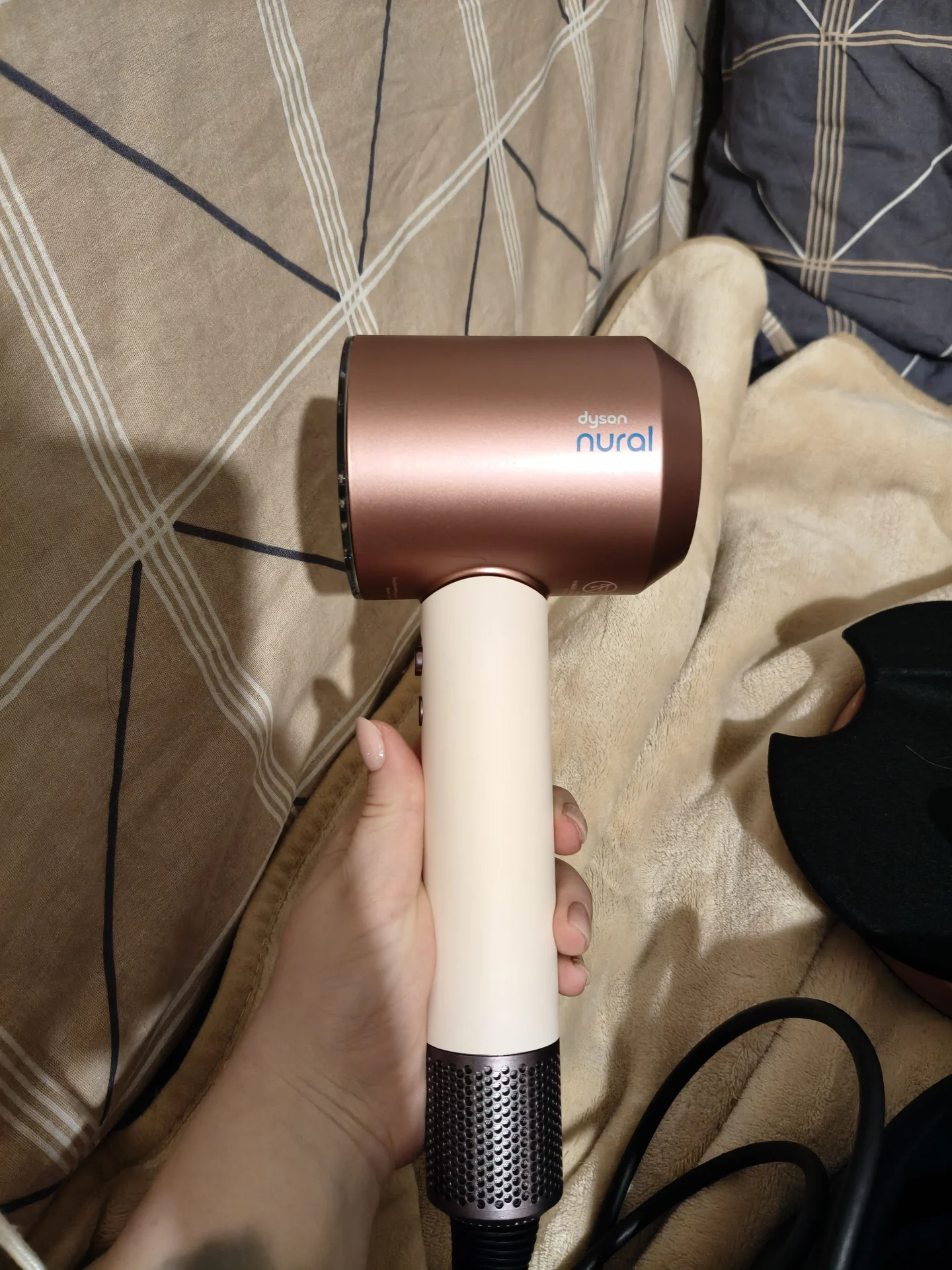 Фен стайлер Dyson - миниатюра 10