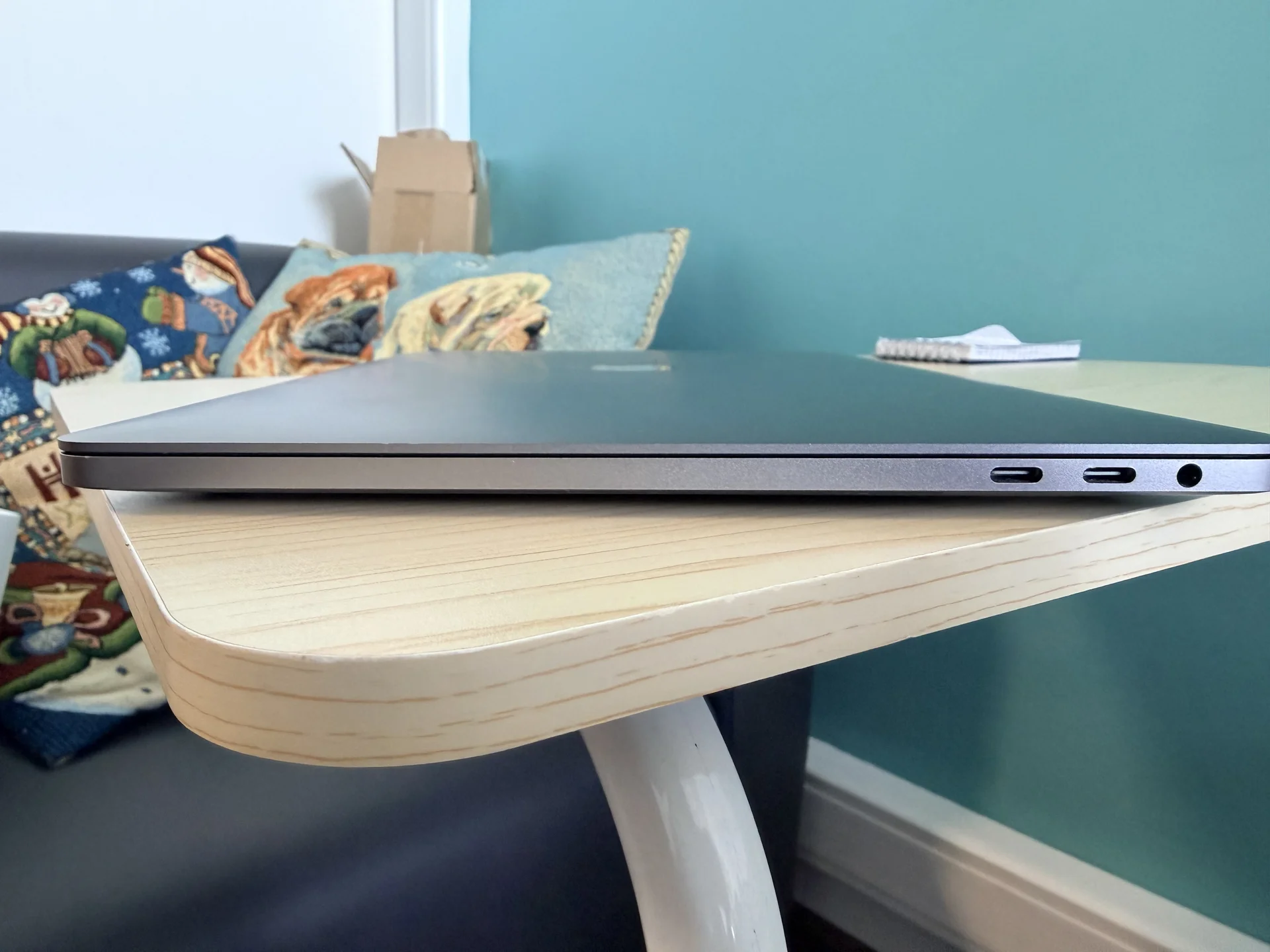 Apple macbook pro 13 2019 - миниатюра 3