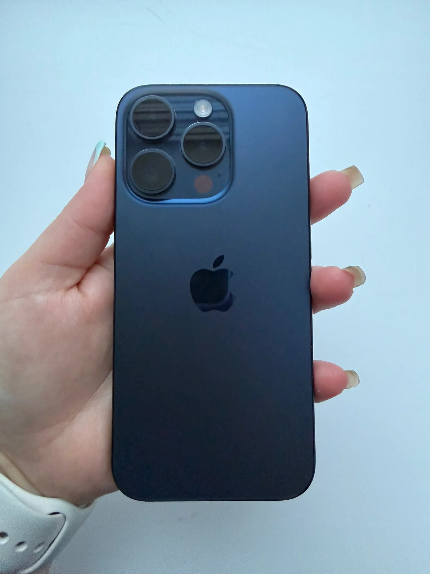 iPhone 15 Pro 256гб - миниатюра 2