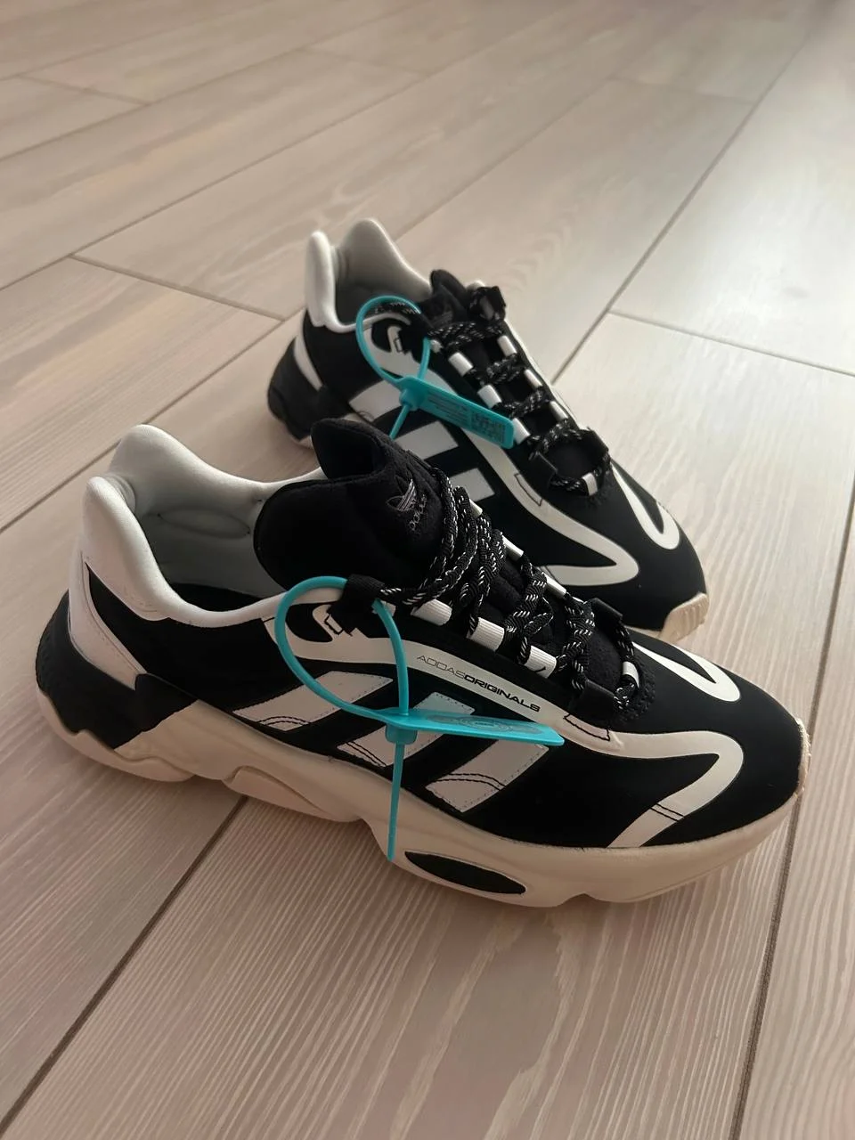 ADIDAS ORIGINALS OZWEEGO PURE / ОРИГИНАЛ / С ПЛОМБОЙ