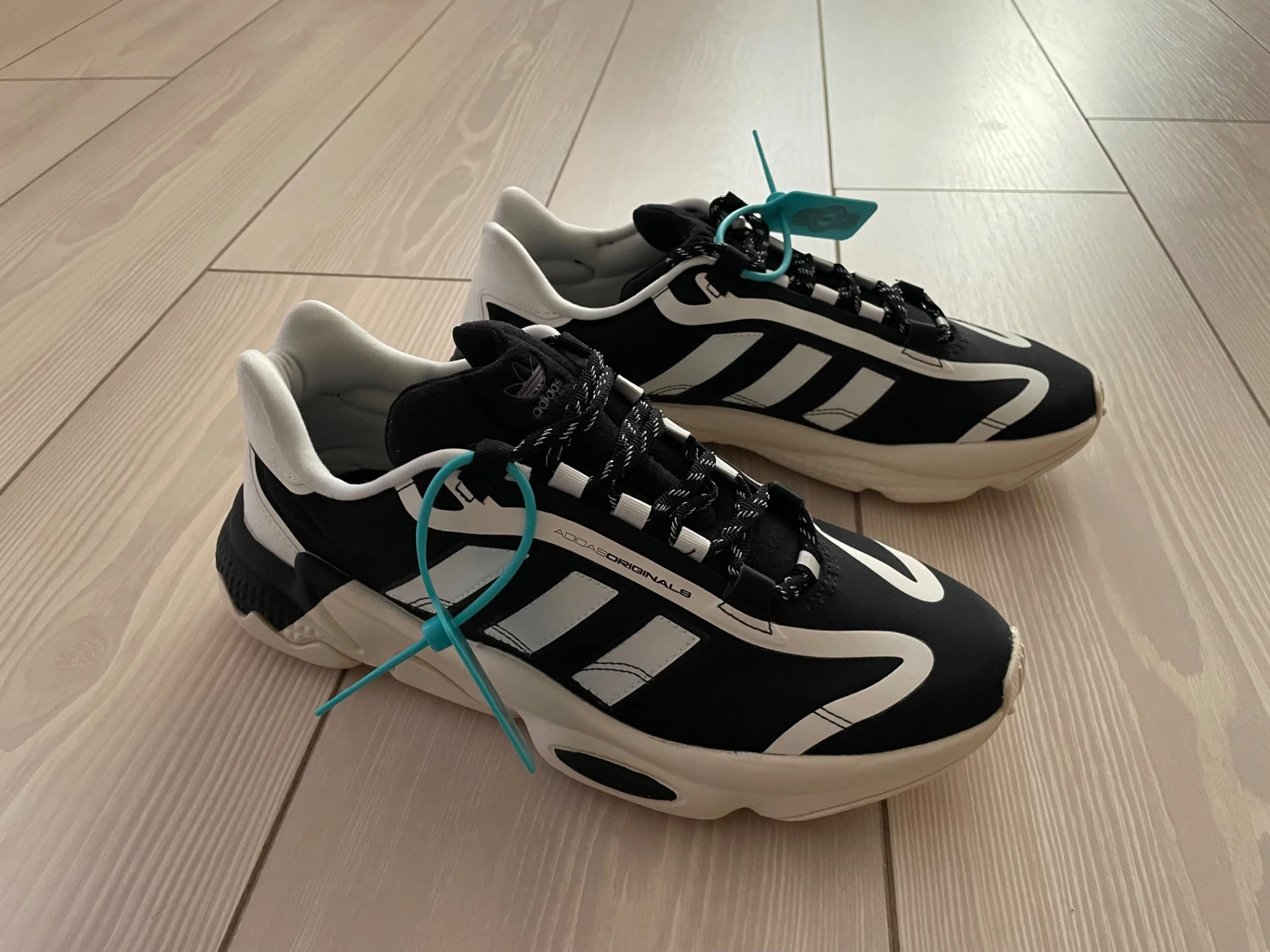 ADIDAS ORIGINALS OZWEEGO PURE / ОРИГИНАЛ / С ПЛОМБОЙ - миниатюра 4