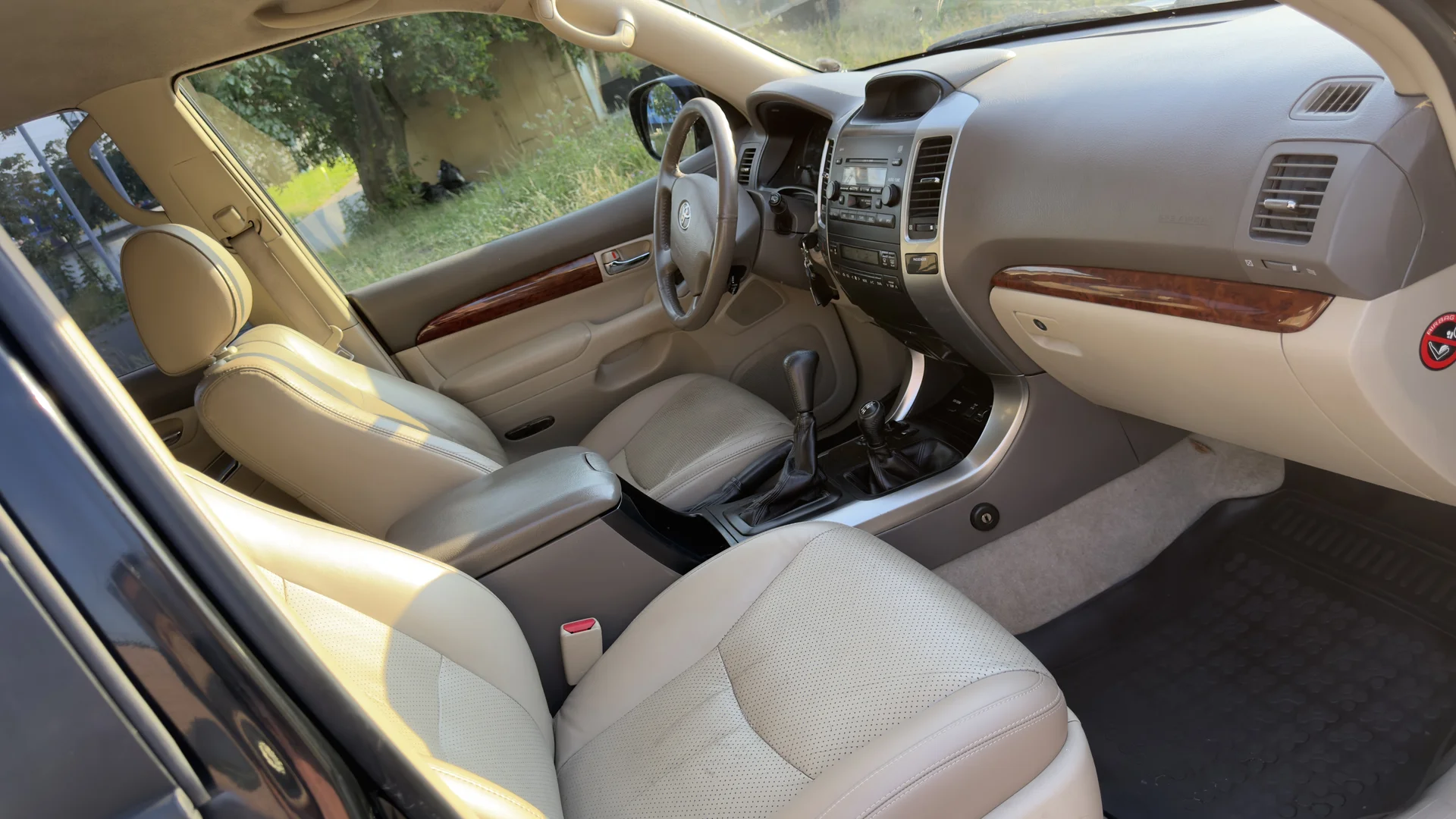 Toyota Land Cruiser Prado - миниатюра 16