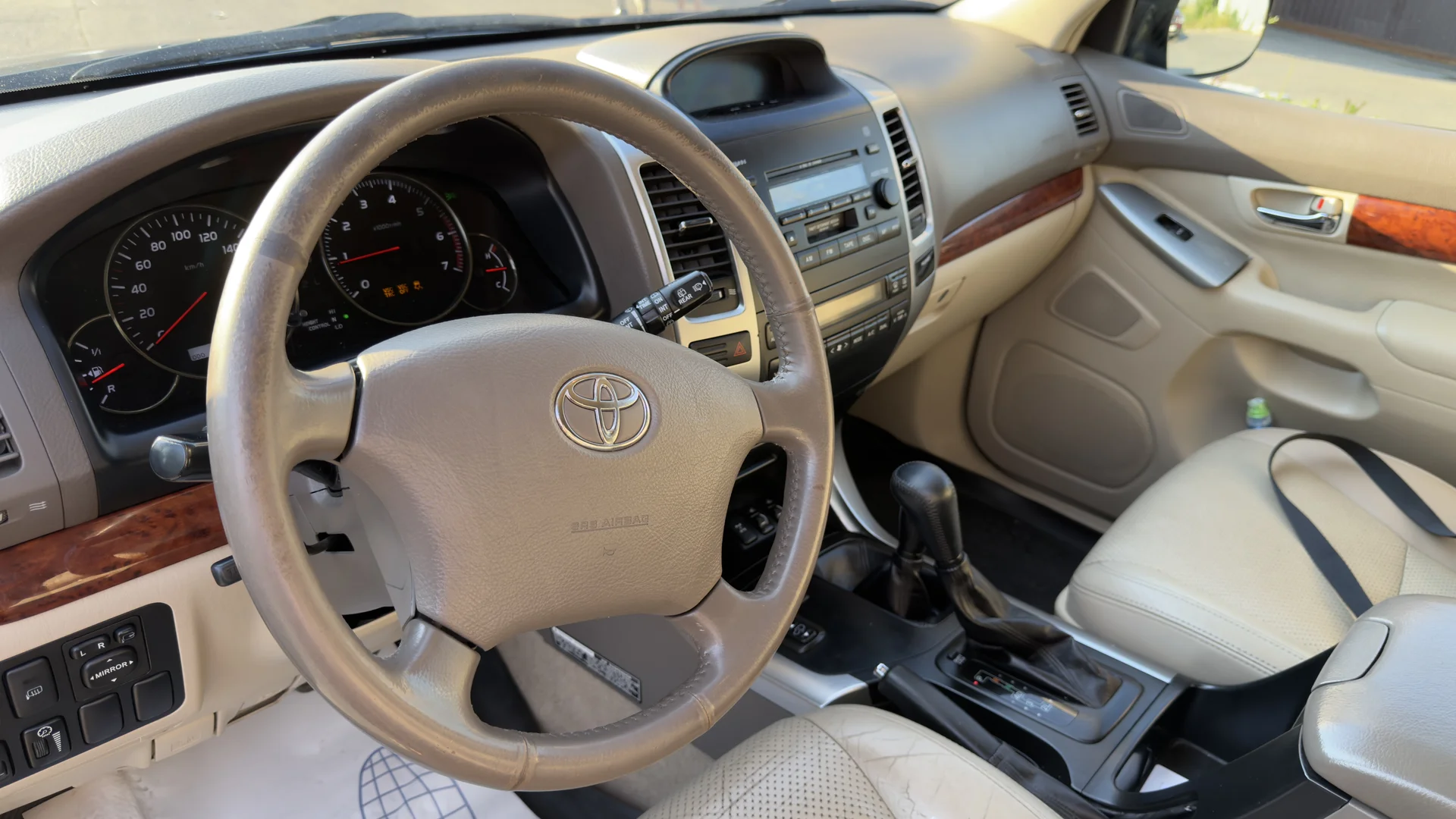 Toyota Land Cruiser Prado - миниатюра 18