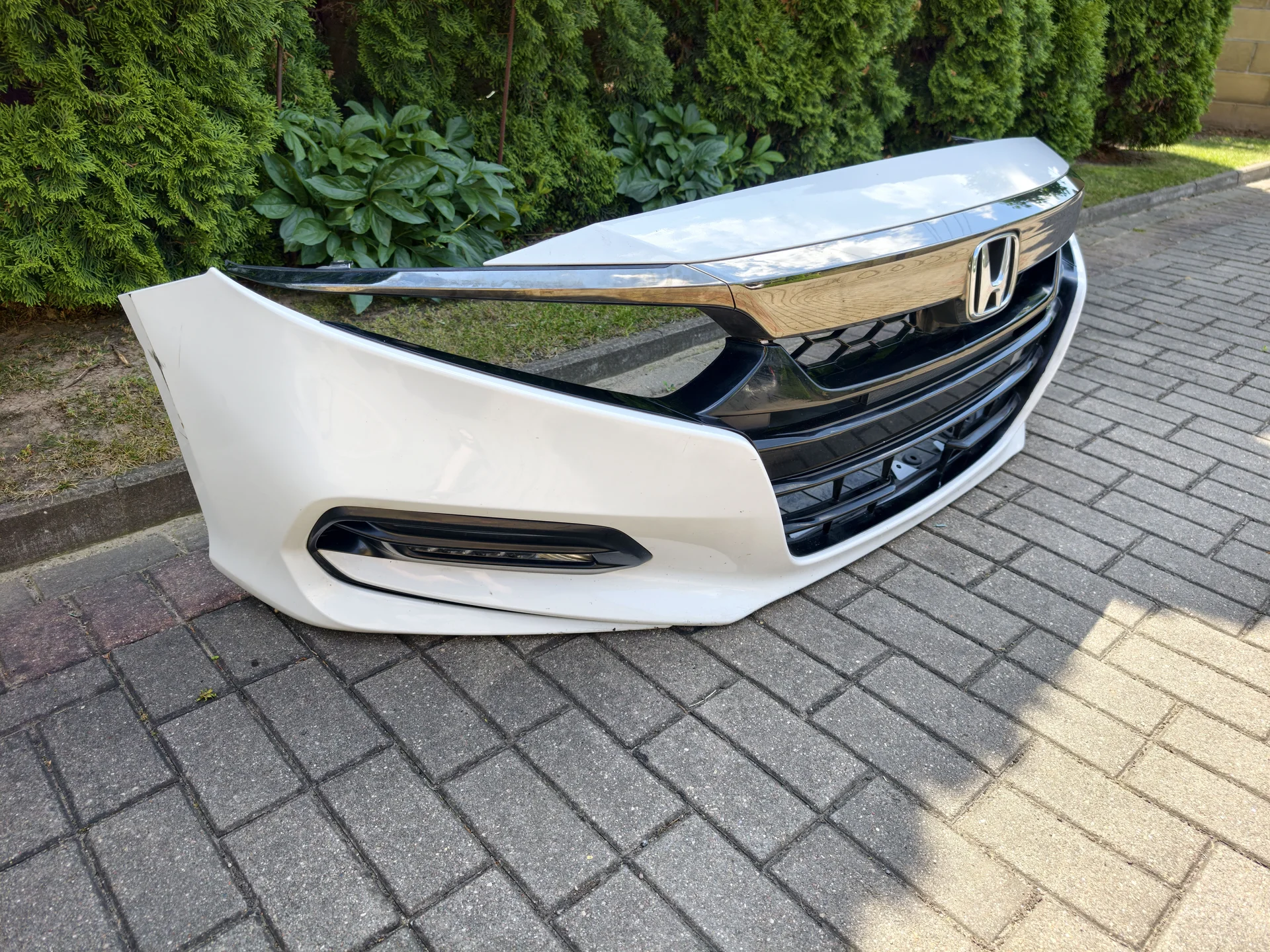 Бампер передний Honda Accord X 10 - миниатюра 3