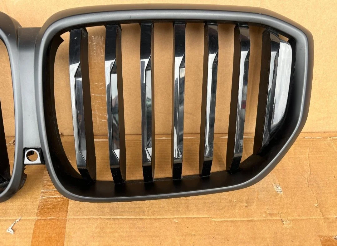 Решётка радиатора BMW X5 G05 - миниатюра 2