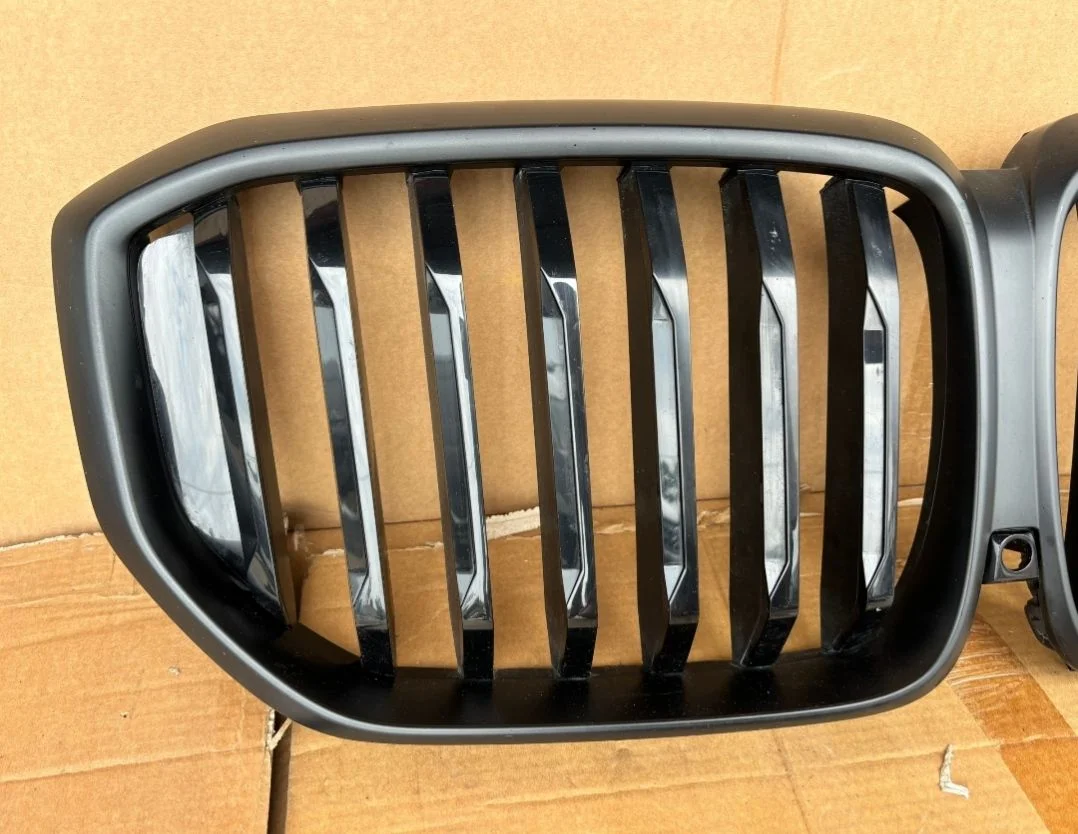Решётка радиатора BMW X5 G05 - миниатюра 3