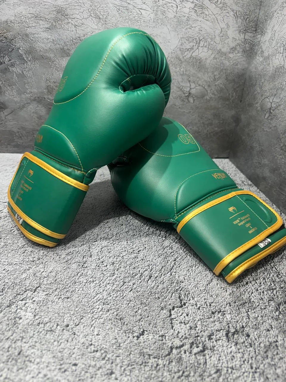 Боксерские перчатки Venum 05  green - миниатюра 6
