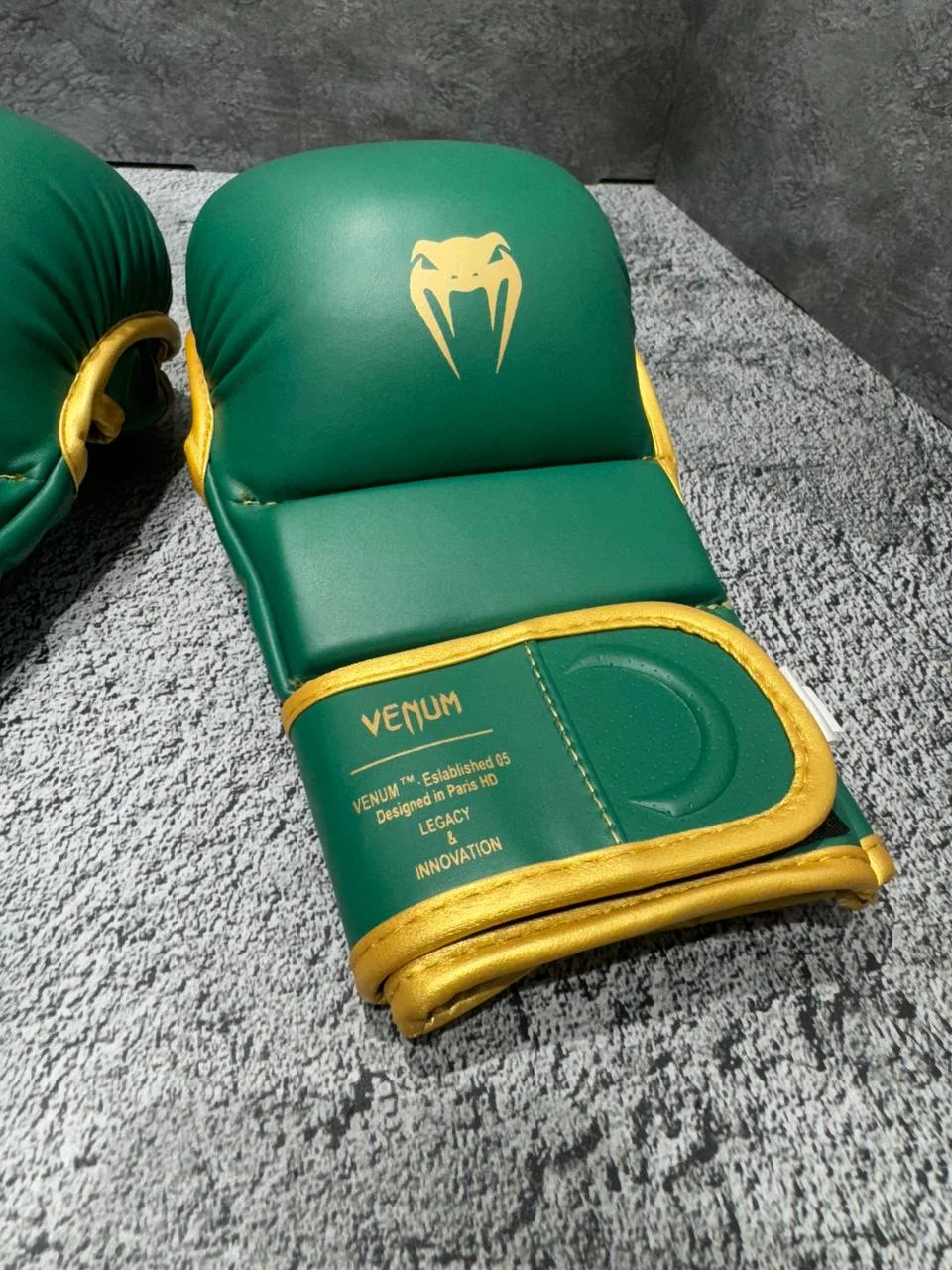 Крабы для ММА Venum 05 green - миниатюра 3