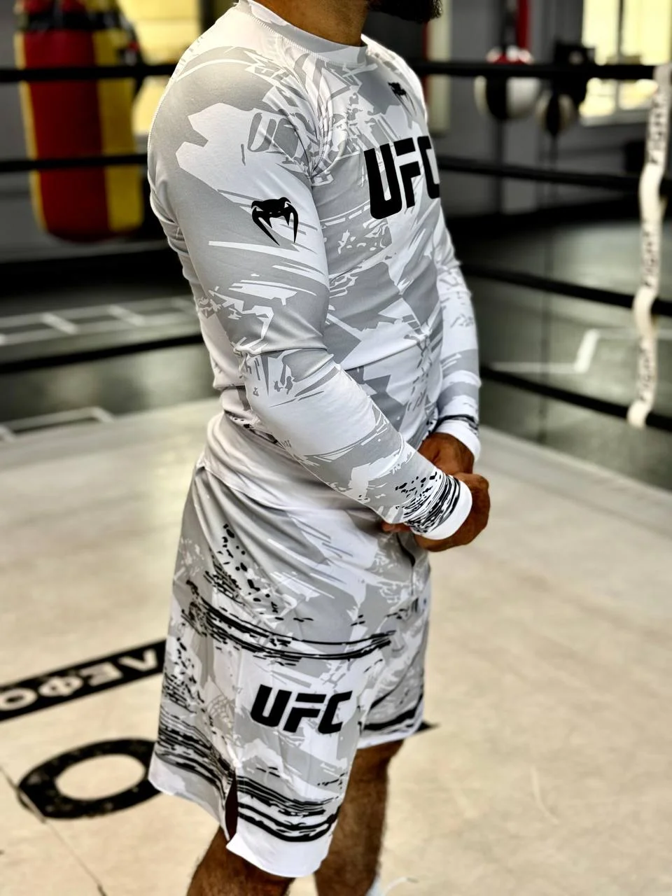 Форма Venum UFC длинные рукава - изображение 1