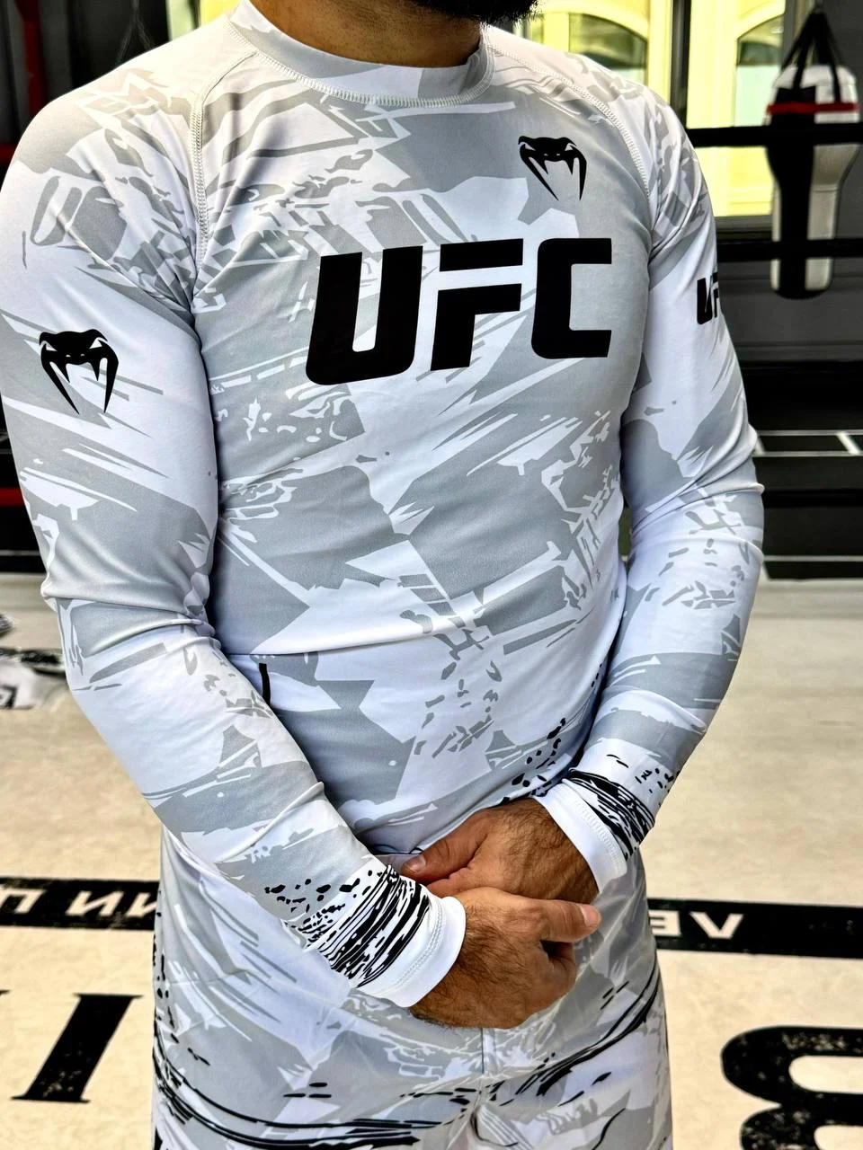 Форма Venum UFC длинные рукава - миниатюра 7