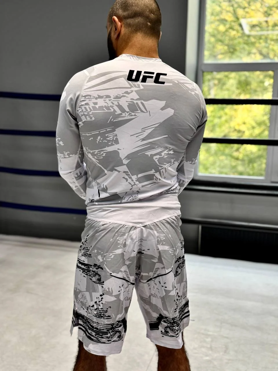 Форма Venum UFC длинные рукава - миниатюра 8