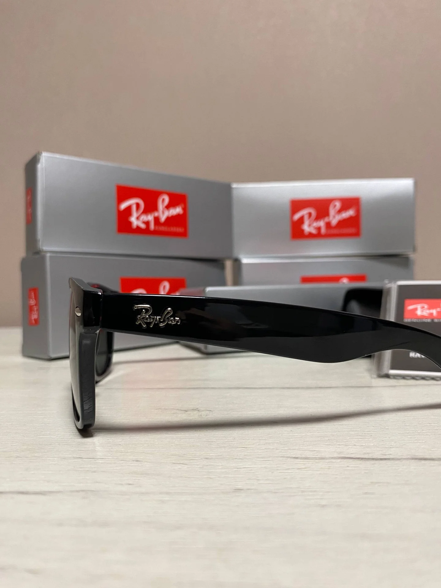 Очки Ray-Ban Wayfarer - миниатюра 2