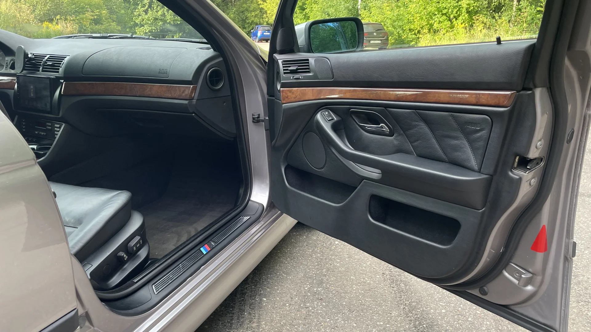 BMW 5 E39 - миниатюра 28