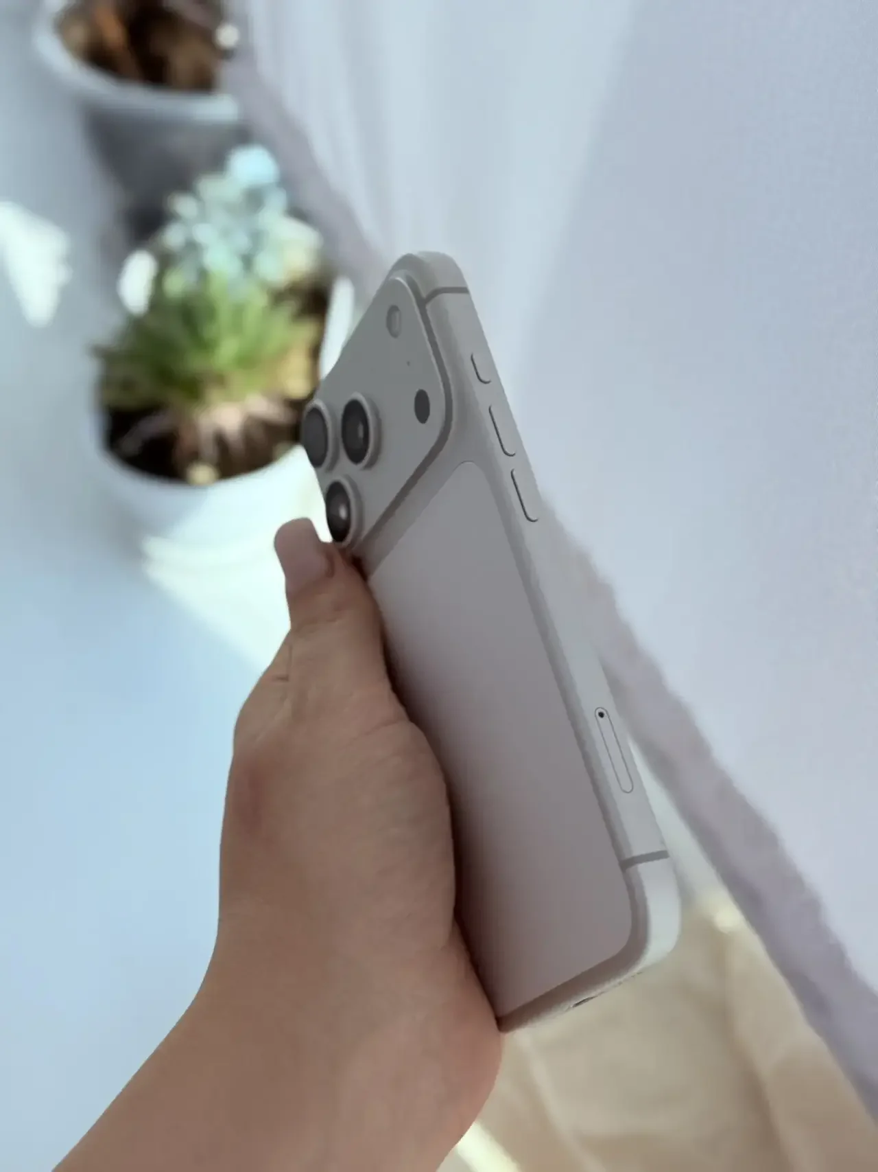 IPhone 17pro 512 gb - миниатюра 2