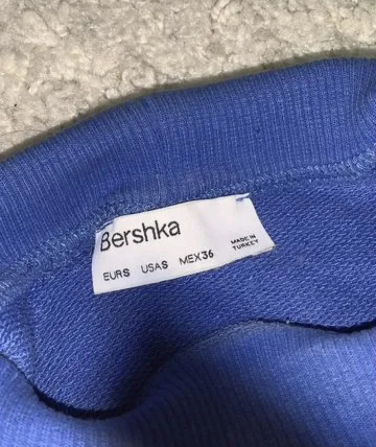 Свитшот bershka - миниатюра 2