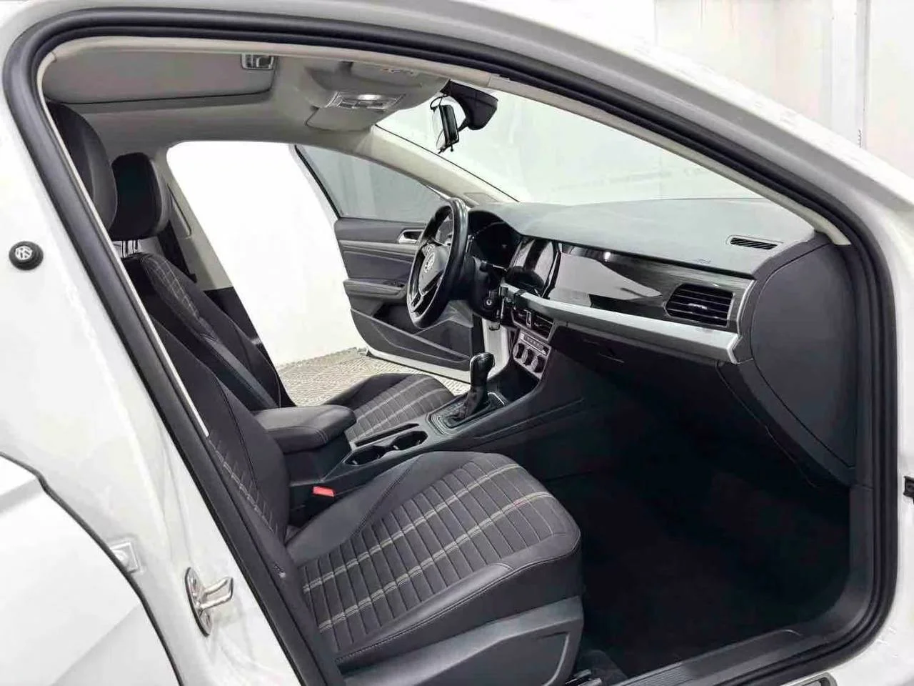 Volkswagen Lavida 2022 1.4TSI 280TSI Comfort Editi - миниатюра 6
