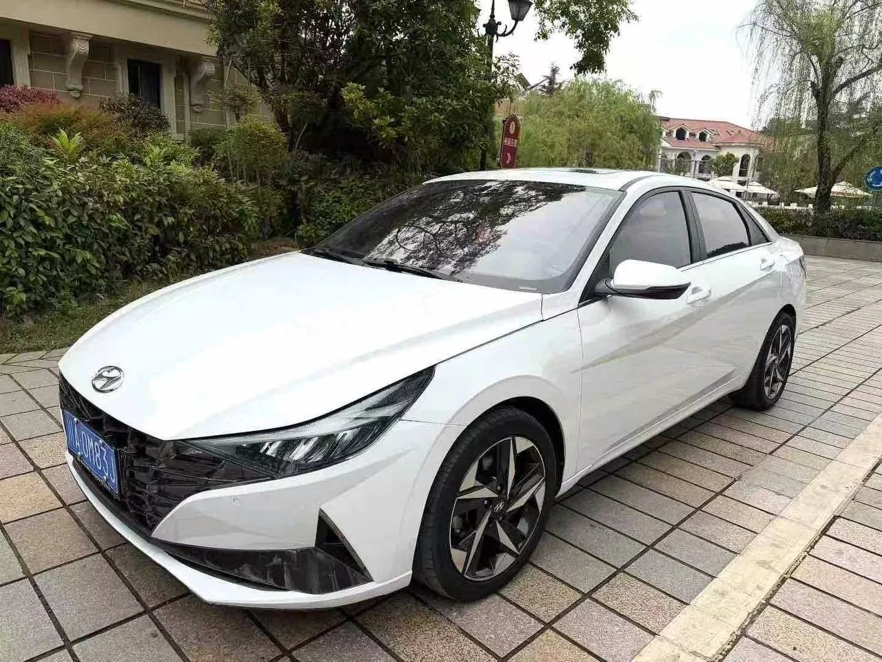 Hyundai Elantra 2021 1.4TGDi 240TGDi LUX Noble Edi - миниатюра 8