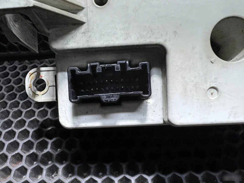Блок климат-контроля Mazda CX-7 2006-2009 - миниатюра 4
