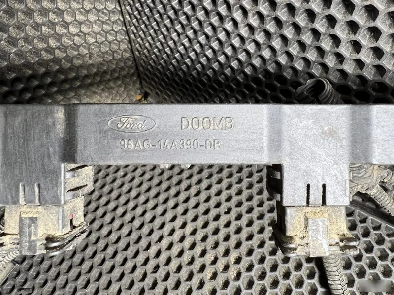 Проводка топливных форсунок Ford Focus 1998-2004 - миниатюра 4