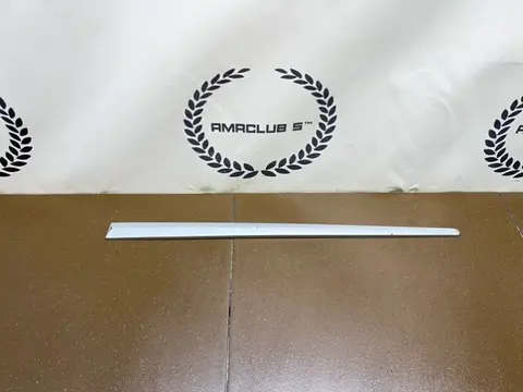 Молдинг двери задний правый Great Wall Hover H5