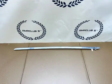 Молдинг порога задний правый Mercedes-Benz C-class