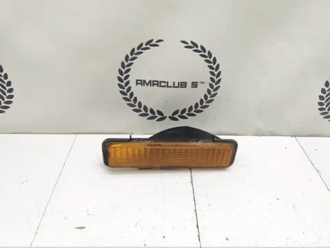 Поворотник бампера левый Chevrolet Blazer 1 (S10)