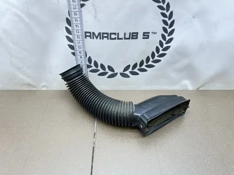 Воздуховод салона левый Mazda 626 (GE) 1997