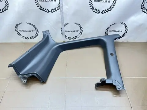 Обшивка багажника левая Toyota RAV4 (A10) 1997