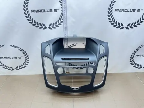 Рамка магнитолы Ford Focus 3 ХЭТЧБЕК 1.6 PNDA 2016