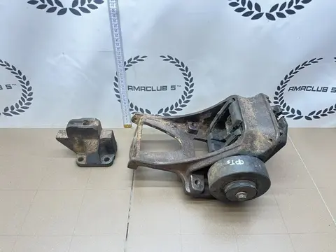 Подушка двигателя левая Ford Transit 6 2.0 D3FA
