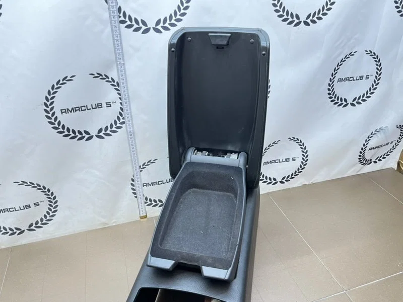 Подлокотник Audi A6 (C7) 2014 - миниатюра 6