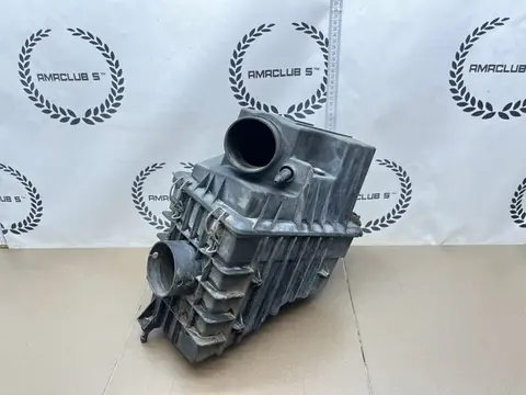 Корпус воздушного фильтра Ford Transit 6 2.0 ABFA