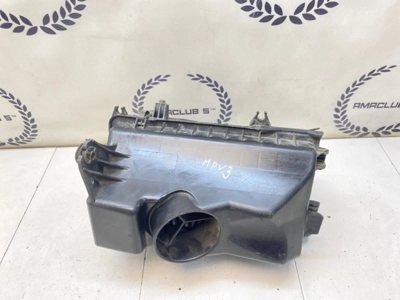 Корпус воздушного фильтра Mazda MPV (LW) 2.5 GY-DE