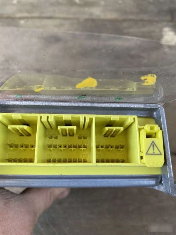 Блок управления Airbag Nissan - миниатюра 3