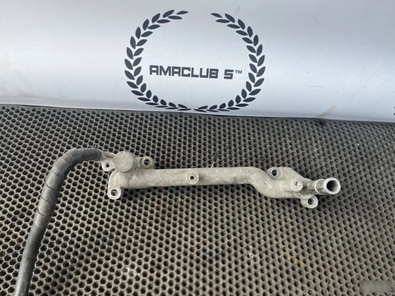 Фланец системы охлаждения Toyota 1UZ-FE 1987-1999 - миниатюра 2