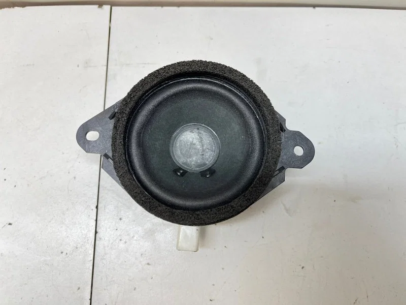 Динамик Mazda CX-7 2.3 L3-VDT 2008 - миниатюра 3