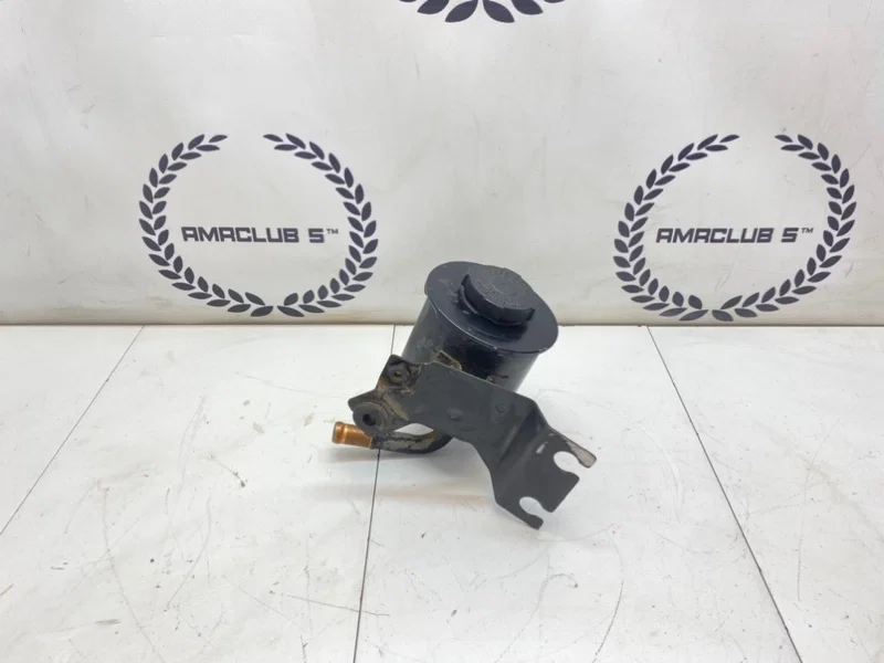 Бачок гур Nissan Almera n15 КУПЕ 1.4 GA14 1996 - миниатюра 4